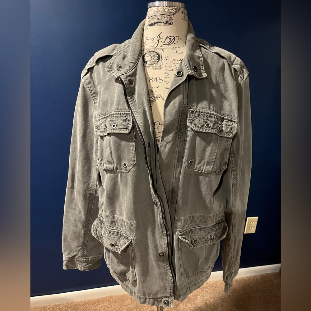 Women’s grey zip up army jacket